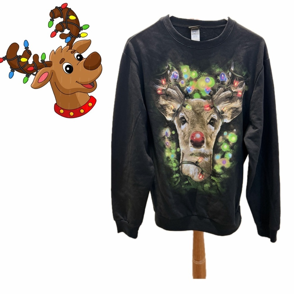 Fifth Sun Reindeer Sweatshirt Light up Christmas Sz M Holidays Novelty Core‎